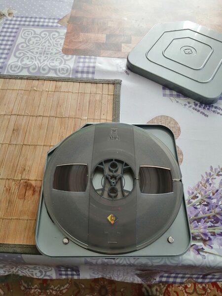 Benzi de magnetofon.